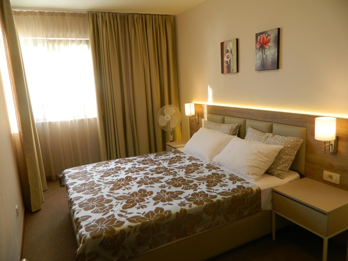 Altezza Relax Apartments Budva Eksteriør billede